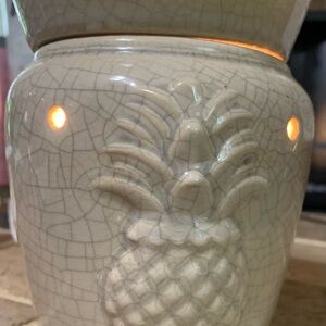 Scentsy Pineapple Design Warmer